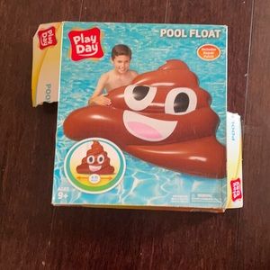 Pool floatie